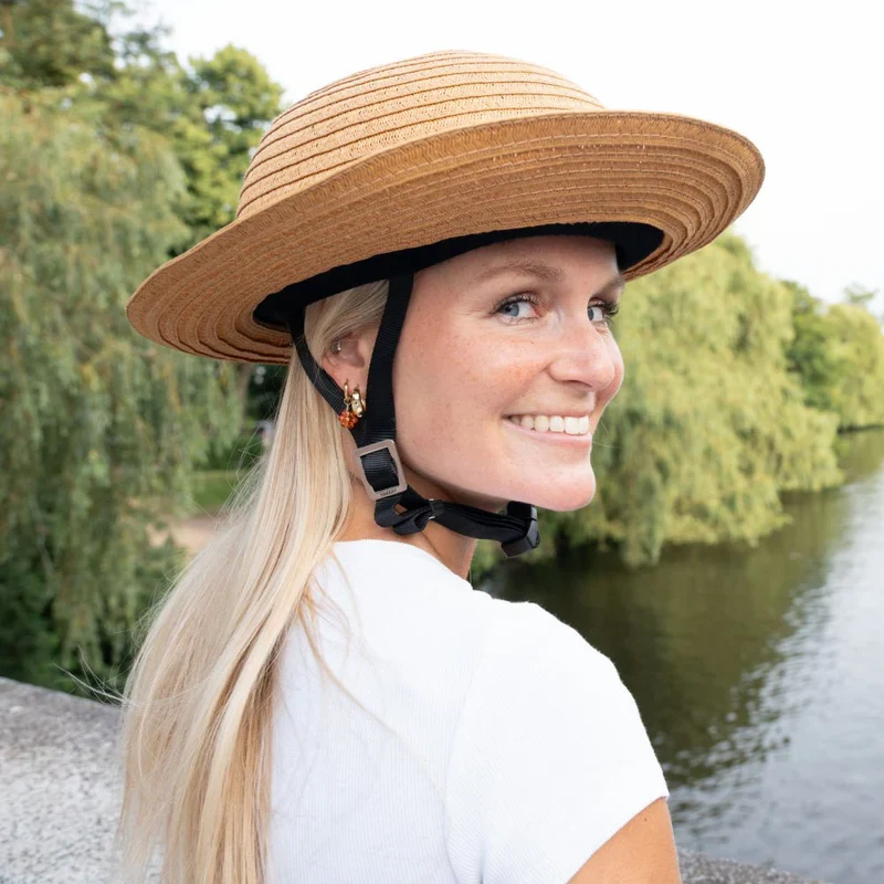 Yakkay Black Helmet + Straw Hat Cover