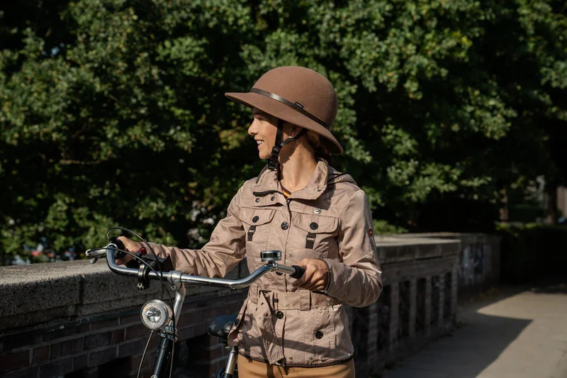 Yakkay Smart Two + Yakkay Fedora Classic Brown Cover
