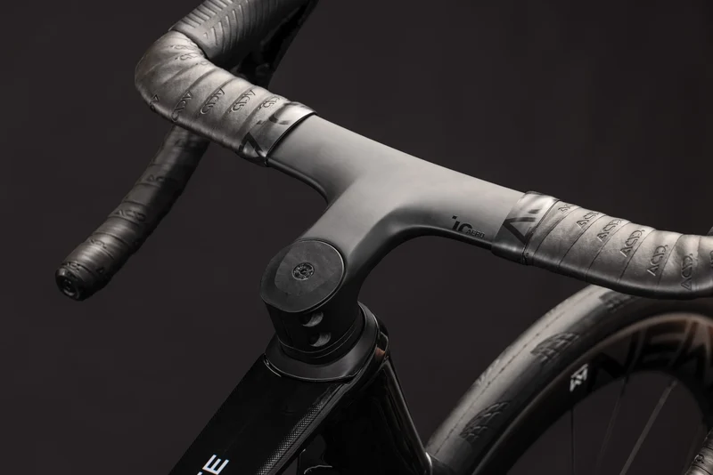 Cube Agree C:62 SLT AXS blackpearl´n´switchwhite 2027