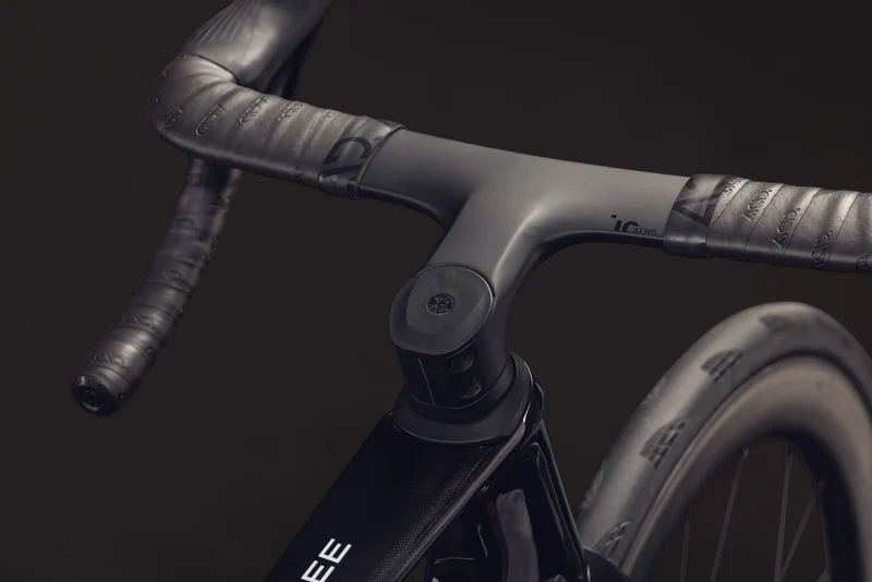 Cube Agree C:62 SLT blackpearl´n´switchwhite 2027