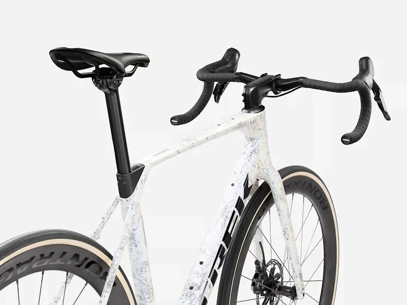Trek Domane SLR 7 AXS Gen 5 Pearl/Silver Marble 2027