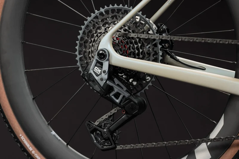 Cube Nuroad C:62 SLX glintsand´n´black 2027