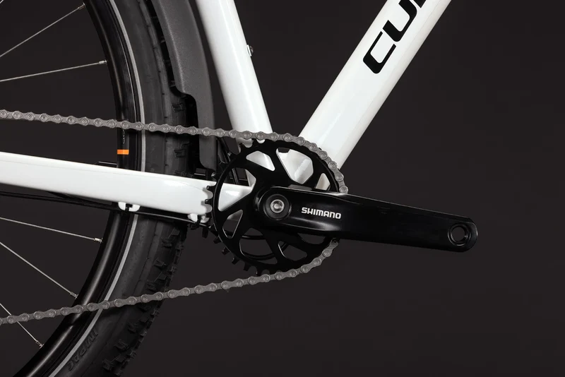 Cube Aim One FE metallicwhite´n´black 2027