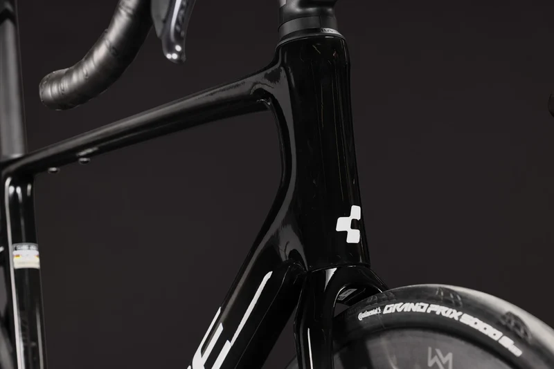 Cube Attain C:62 SLT carbon´n´white 2027
