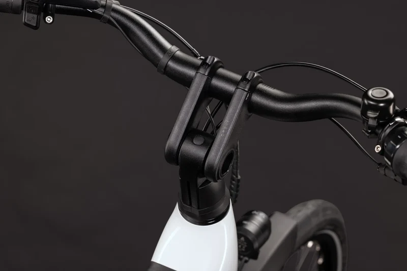 Cube Supreme RT Hybrid Comfort EX 600 metallicwhite´n´reflex EE 2027
