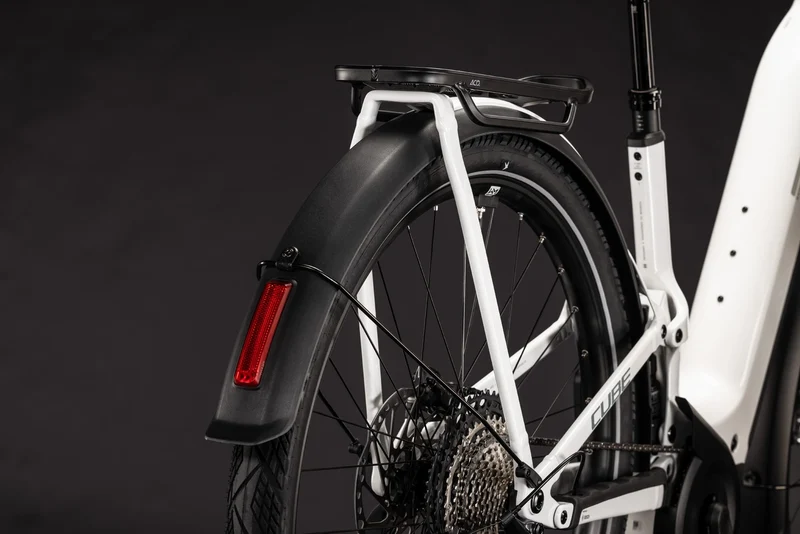 Cube Kathmandu Hybrid ONE11 HPC SLX 800 metallicwhite´n´prizm EE 2027