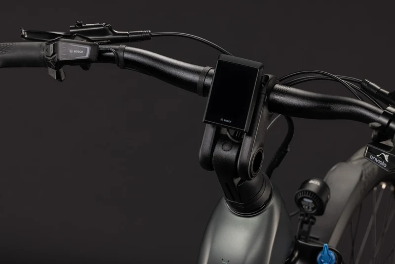 Cube Kathmandu Hybrid Deluxe Pro 800 blackforest´n´chrome EE 2027