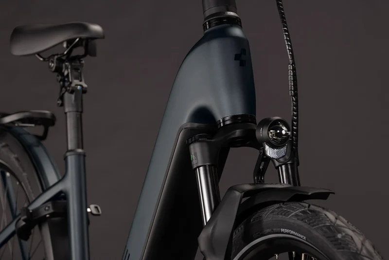 Cube Kathmandu Hybrid Pro 800 coal´n´black EE 2027