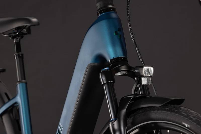 Cube Touring Hybrid Pro 800 electricblue´n´prizm EE 2027