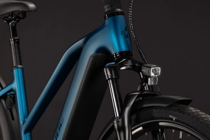Cube Touring Hybrid Pro 800 electricblue´n´prizm Trapeze 2027