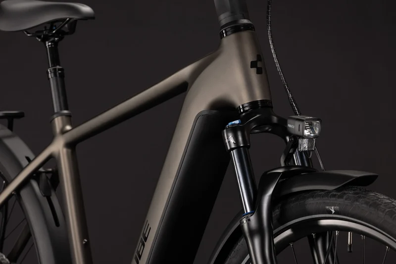 Cube Touring Hybrid Pro 800 metallicumbra´n´black 2027