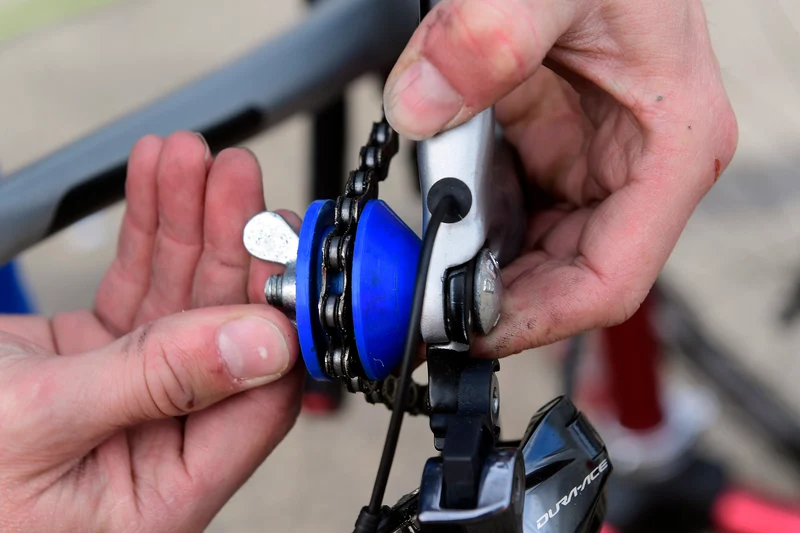 Morgan Blue Chain Cleaner - Bike Wash - Chain Keeper