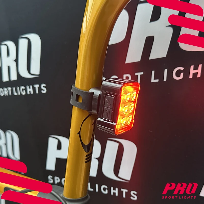 Fietsverlichtingsset Voorlicht en Achterlicht 360 en 50 Lumen LED USB Oplaadbaar