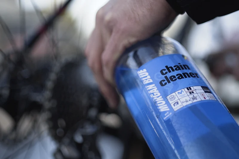 Morgan Blue Kettingreiniger 1 Liter - Ontvetter