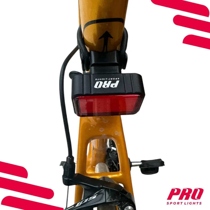 Fietsverlichting Set USB Oplaadbaar Koplamp en Achterlicht Fiets LED - 2000 en 125 Lumen