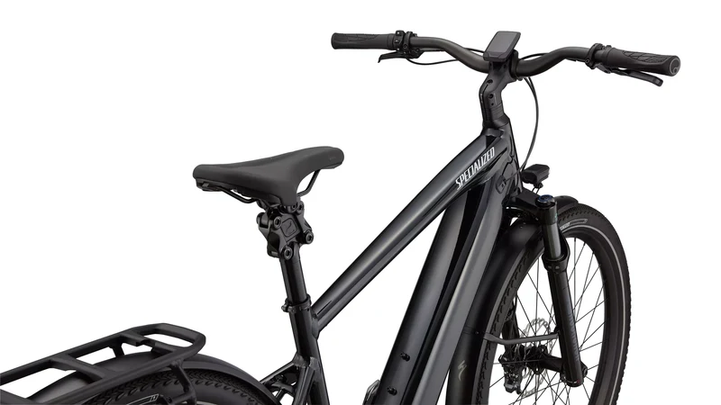 Specialized Vado 5.0 IGH Gloss Castblack / Satin Silver Reflective 2026