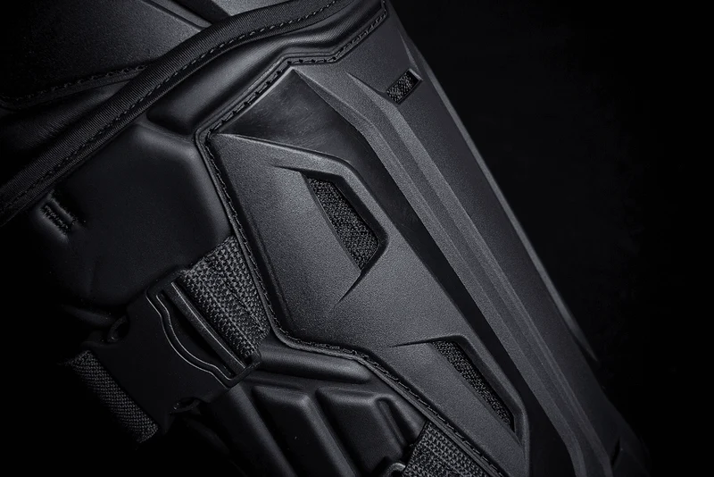 Icon Field Armor 3 Knees