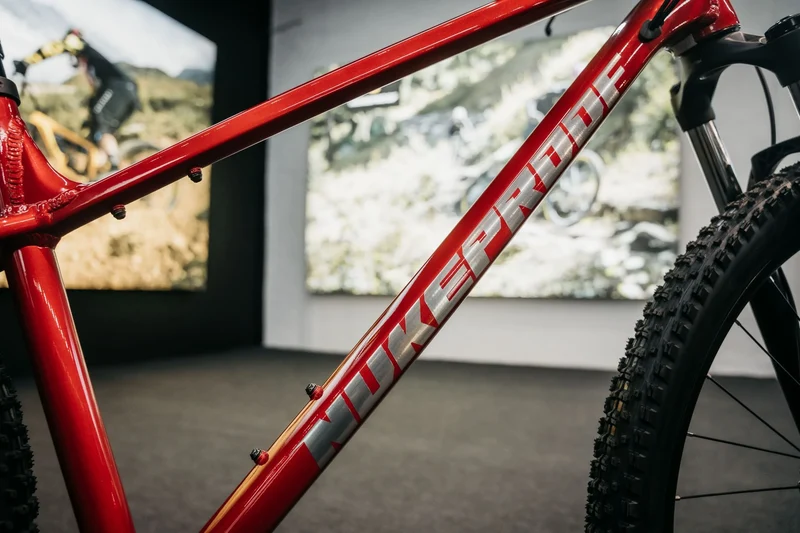 Nukeproof Tracker Comp Racing Red 2027