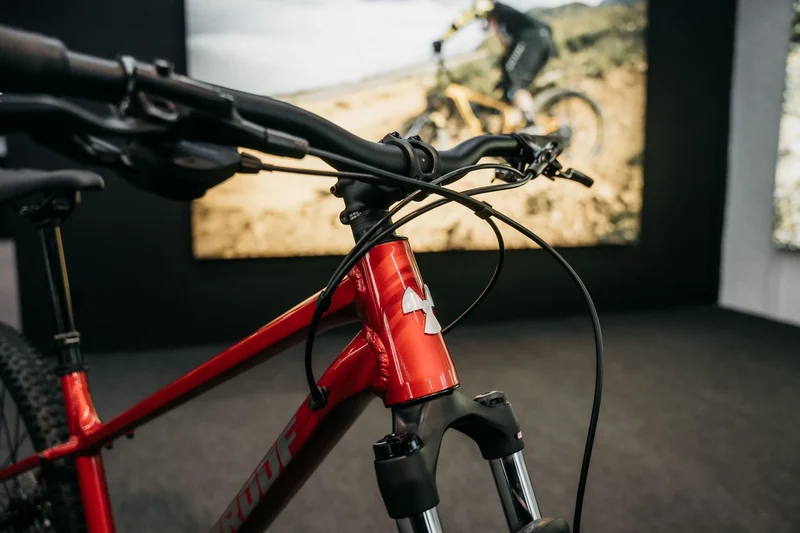 Nukeproof Tracker Comp Racing Red 2027