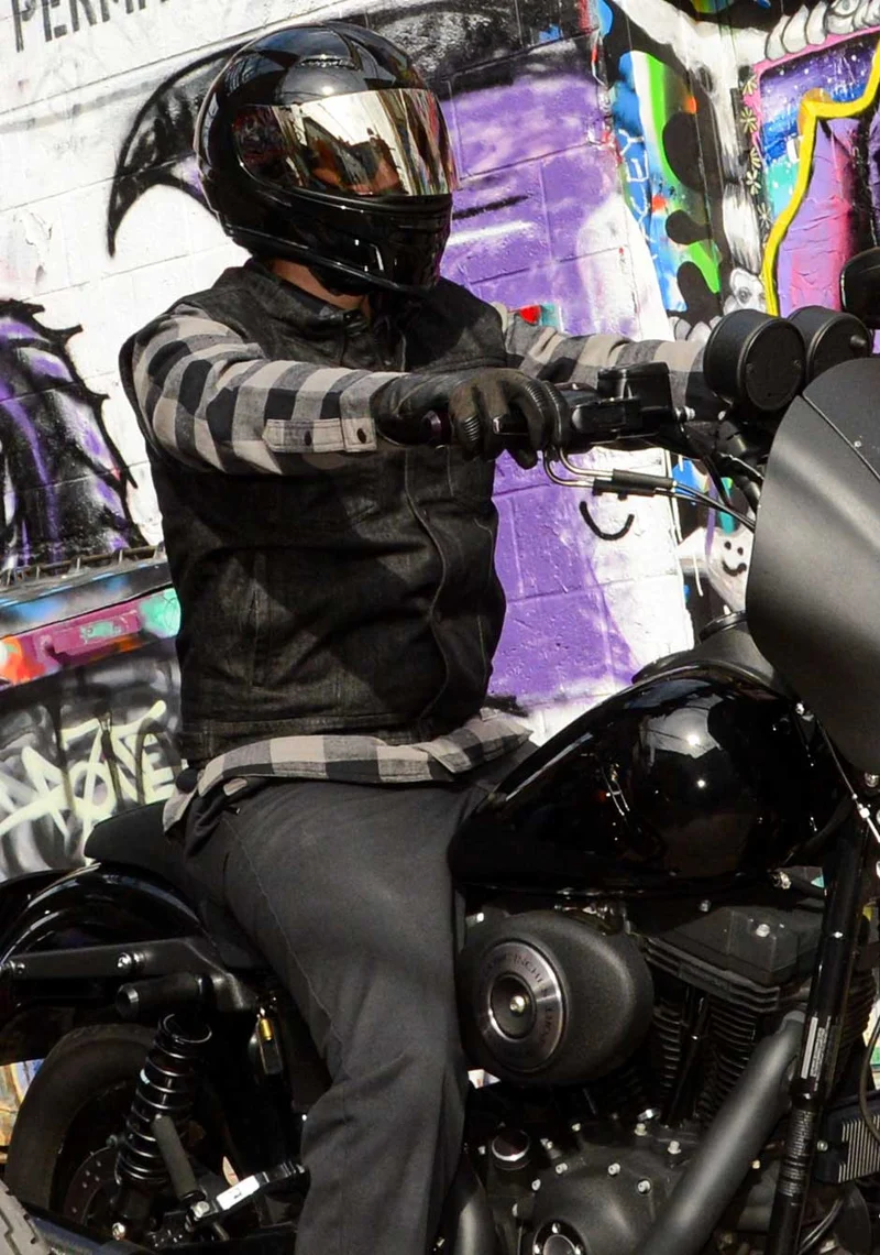 Z1R Jackal Solid Full Face Motorcycle Helmet