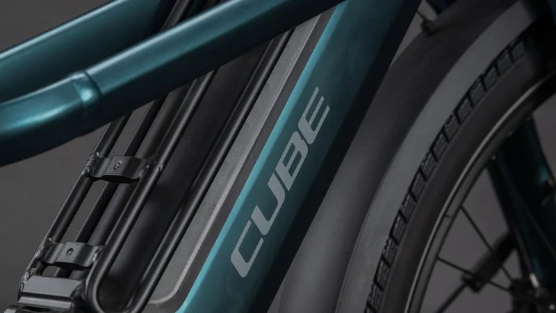 Cube Longtail Hybrid Family 800 royalgreen´n´black 2026