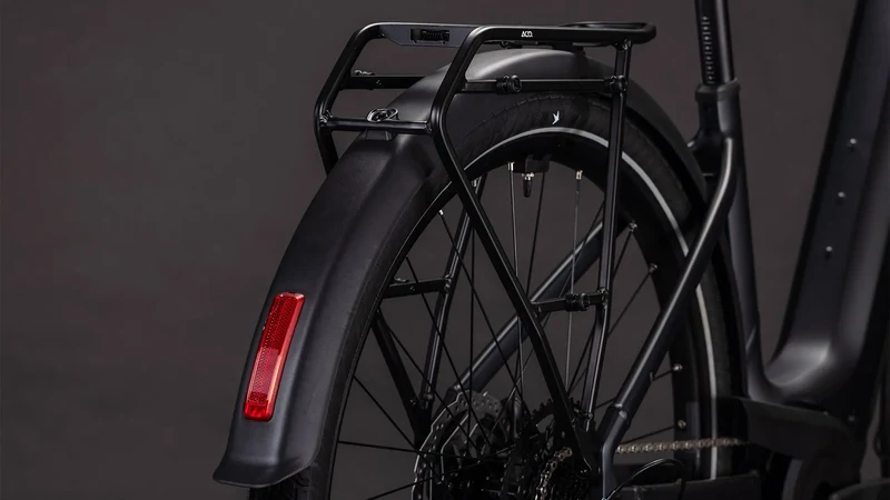 Cube Touring Hybrid ONE 600 coal´n´chrome Tiefeinsteiger 2026