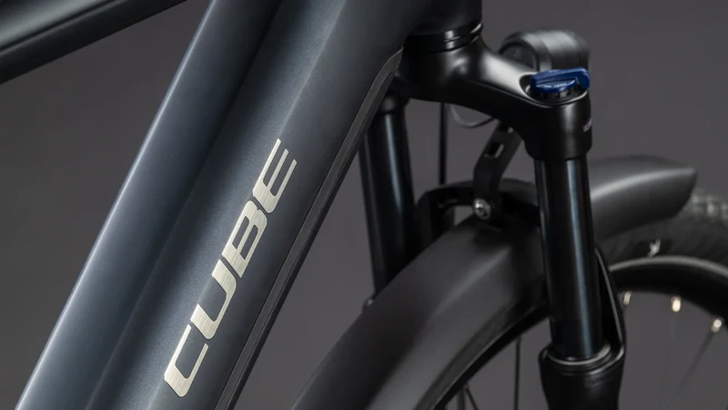 Cube Touring Hybrid ONE 600 coal´n´chrome 2026