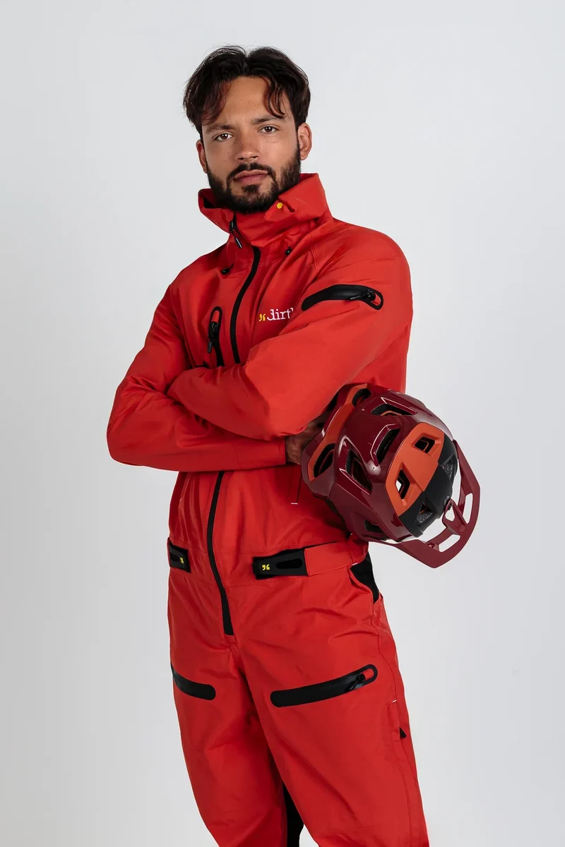 dirtlej dirtsuit core edition V6.1