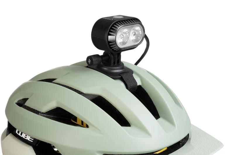Cube Helm HOVER
