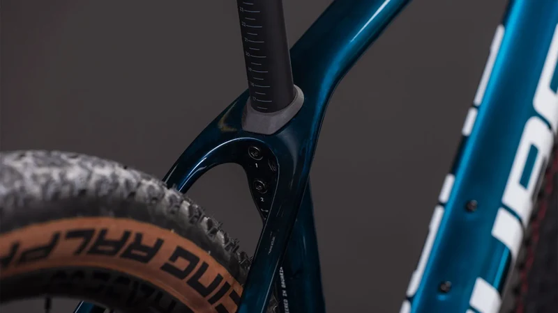 Cube Phenix C:68X Race chromeblue´n´liquidblue 2026