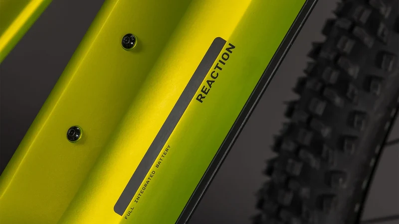 Cube Reaction Hybrid Race 800 lizard´n´black Trapeze 2026