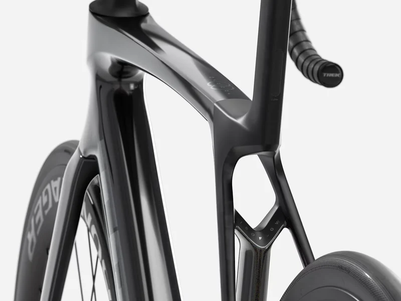 Trek Madone SL 6 Gen 8 Dark Star/Deep Smoke 2027
