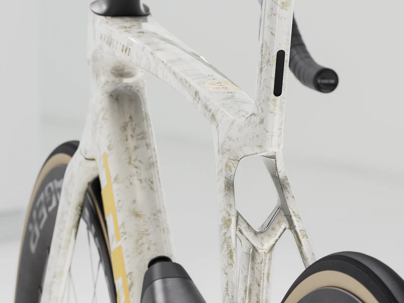 Trek Madone SLR 7 Gen 8 Era White/Marble 2026