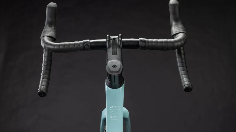 Cube Attain C:62 Race skylightblue´n´cyan 2026