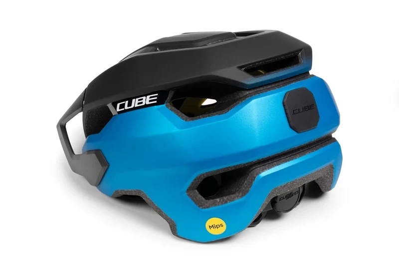 Cube Helm STRAY X Actionteam
