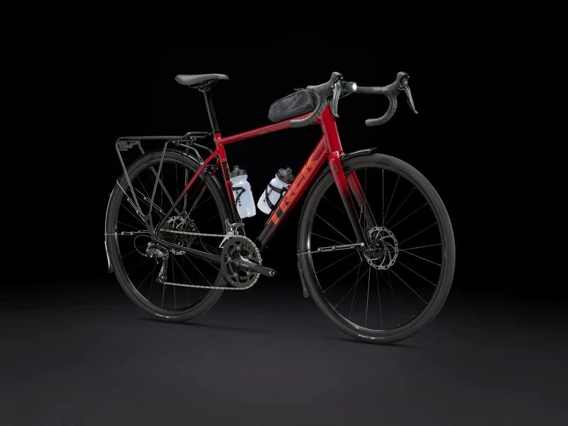 Trek Domane AL 2 Crimson to Dark Carmine Fade