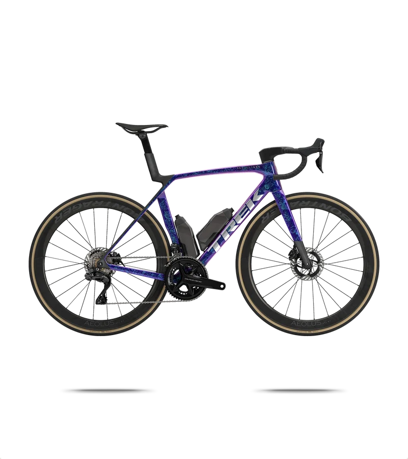 Madone SLR 9 Gen 8 Lightweight Carbon Road Bike