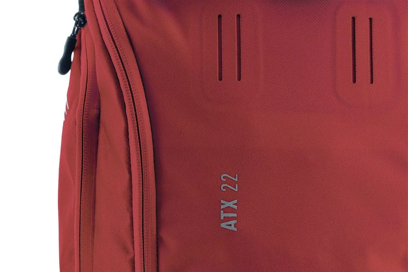 Cube Rucksack ATX 22