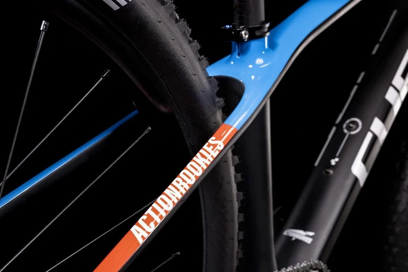 Cube Elite 240 C:62 SL carbon´n´blue´n´red 24"