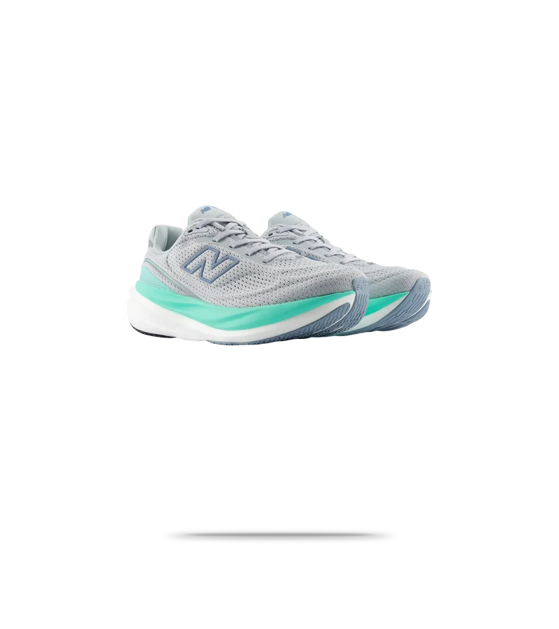 Women's 1080 v15 Running Shoes
